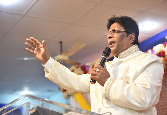Join the Prayer of Worship in Mangalore on Sunday, August 25th, 2019 by Grace Ministry Bro Andrew Richard in Balmatta Prayer Center. Come and be Blessed.